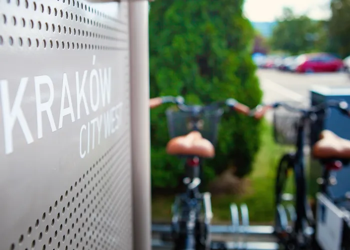 Novotel West Hotel 4*