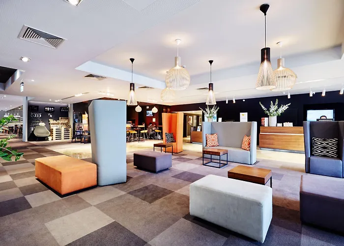 Hotel Novotel West 4*