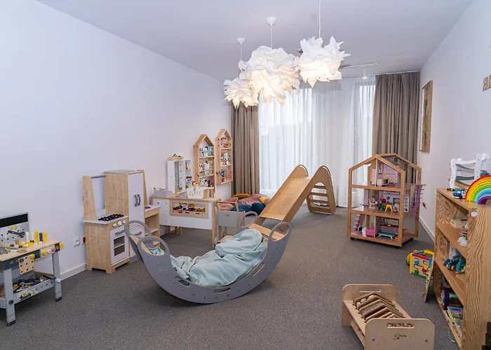 Novotel West Hotel 4*