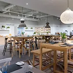 Hotel Novotel West 4*