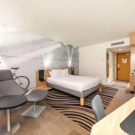 Novotel West Krakow