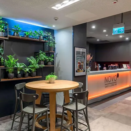 Novotel West Otel 4*