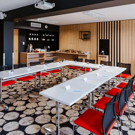Novotel West Otel