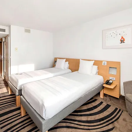 Otel Novotel West