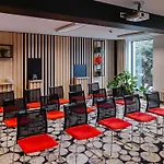 Отель Novotel West 4*