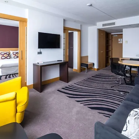 Novotel West Hotel 4*