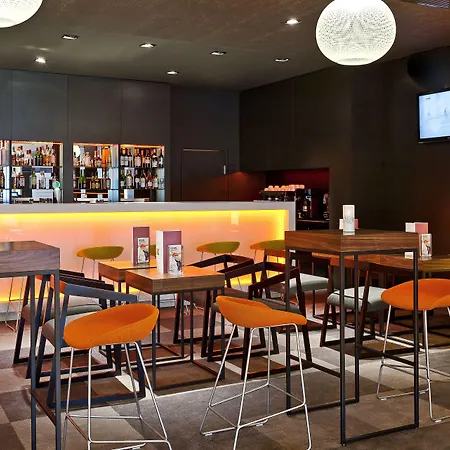 Hotell Novotel West