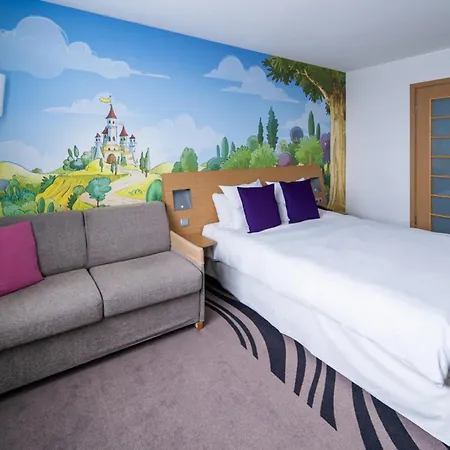 Novotel West Hotell