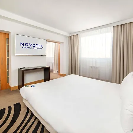 Novotel West Hotell 4*