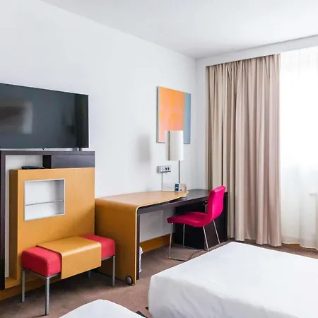 Novotel West Hotell
