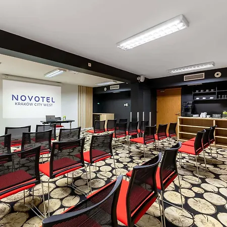 Hotel Novotel West 4*