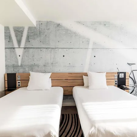 Novotel West Hotell 4*