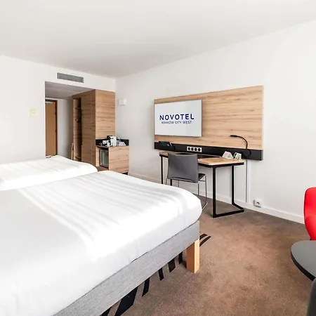 Novotel West 4* Krasków