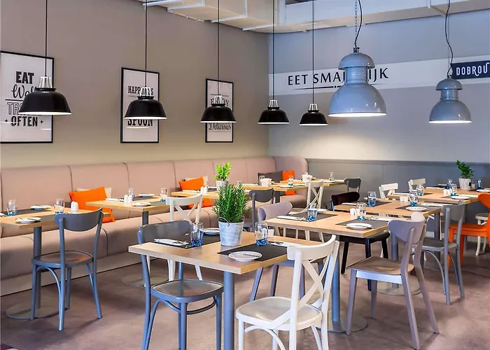 Szálloda Novotel West