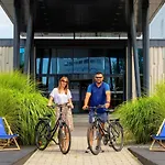 Hotel Novotel West 4*