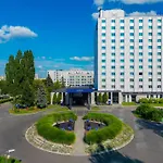 Novotel West Hotell 4*